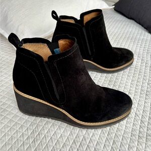 Sofft Emma suede ankle boots Sz. 9